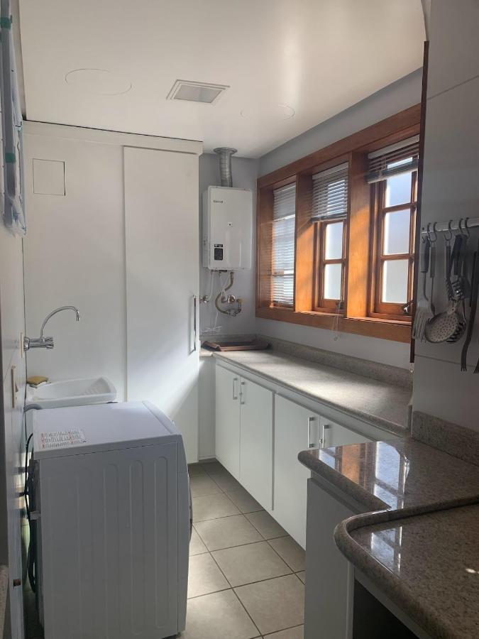 Apartamento junto à Rua Coberta, recém decorado Gramado Exterior foto