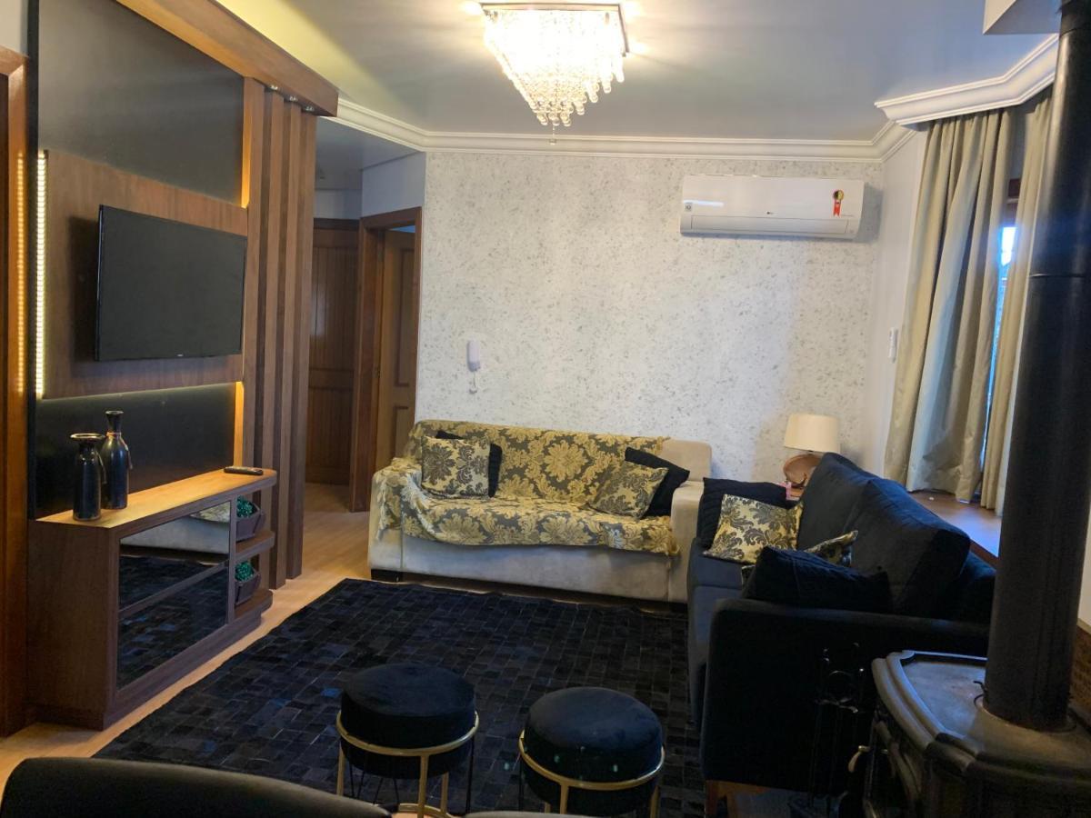 Apartamento junto à Rua Coberta, recém decorado Gramado Exterior foto